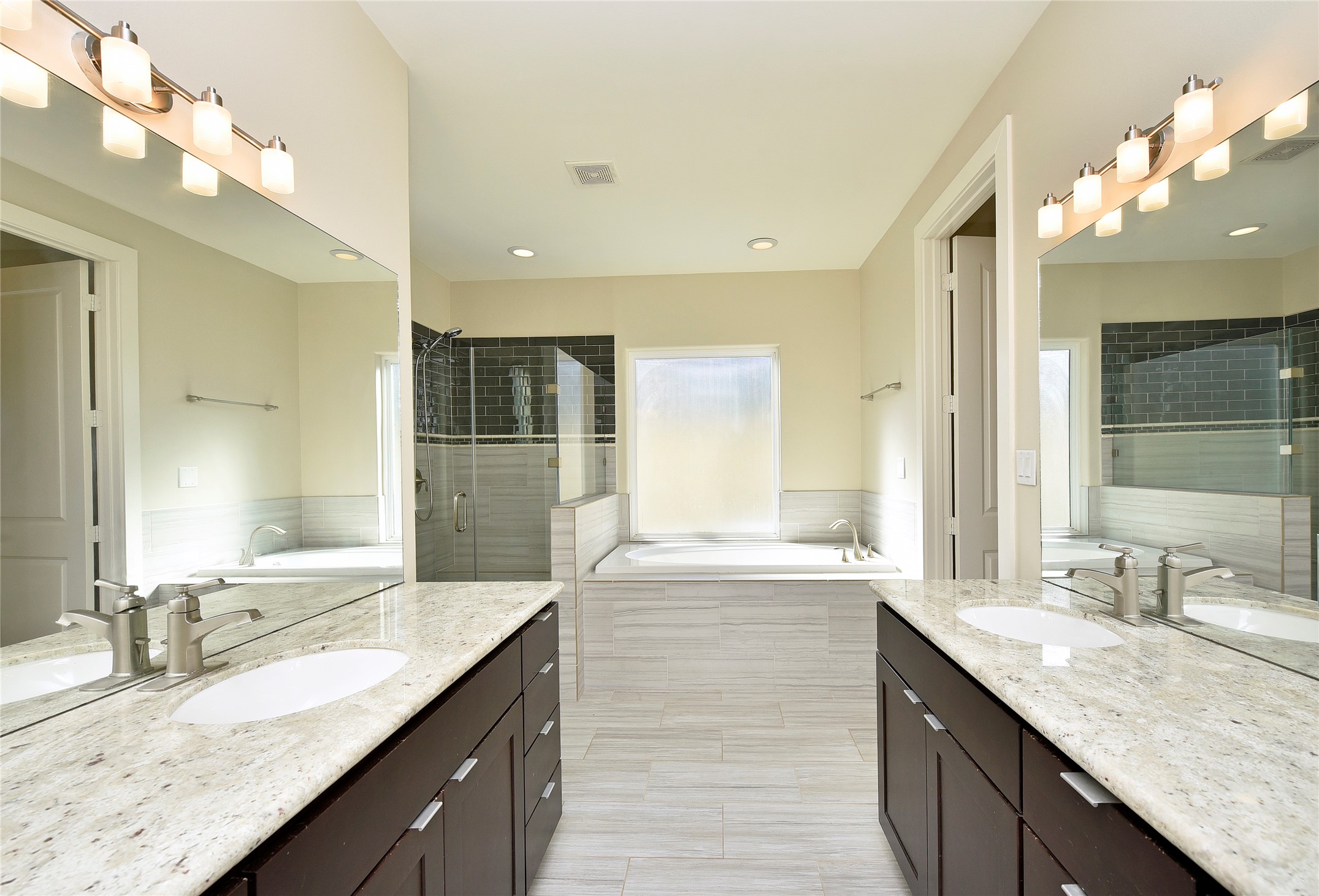 5525 Petty Street, Unit A Houston, TX 77007 - Photo 31 of 36