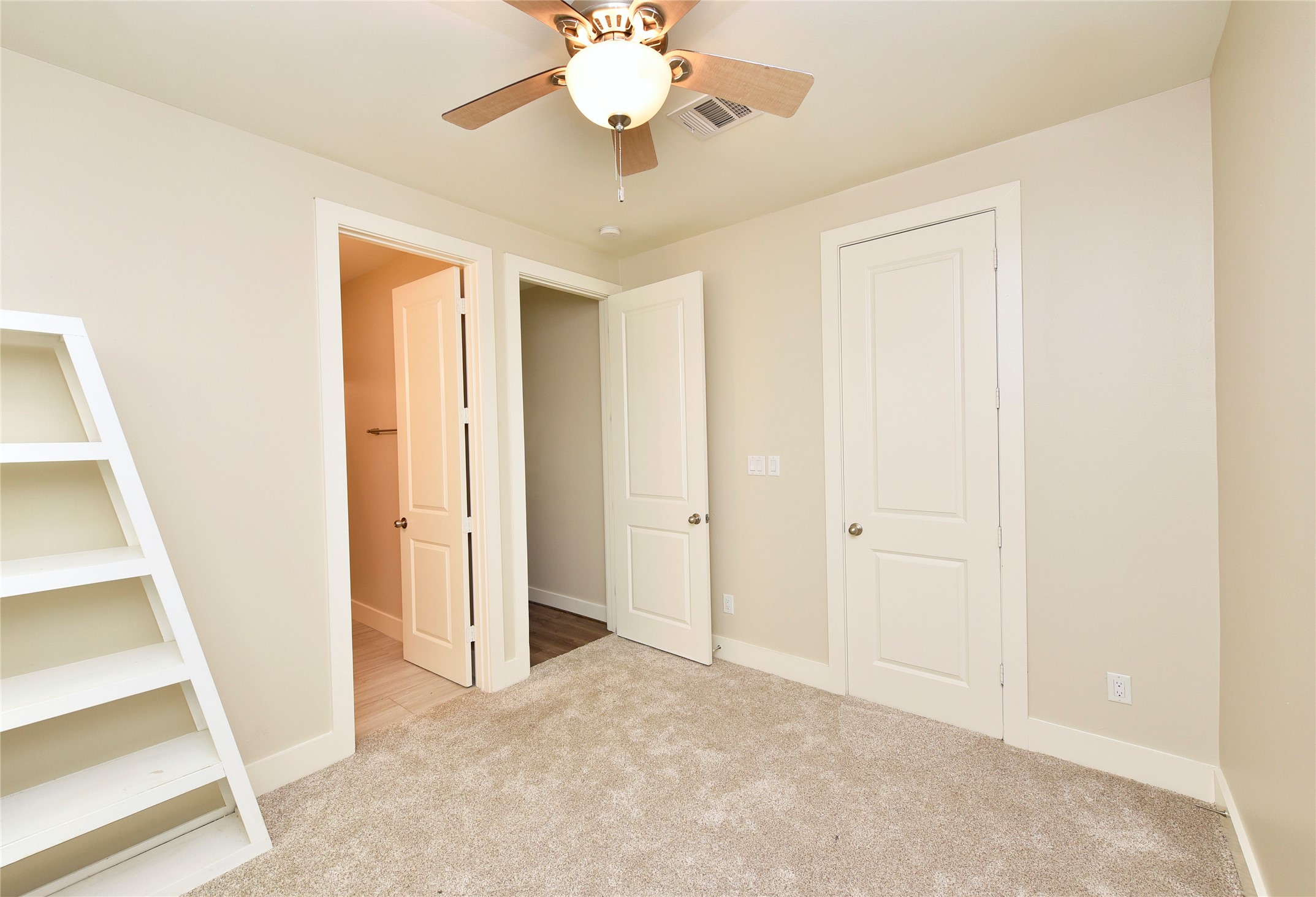 5525 Petty Street, Unit A Houston, TX 77007 - Photo 9 of 36