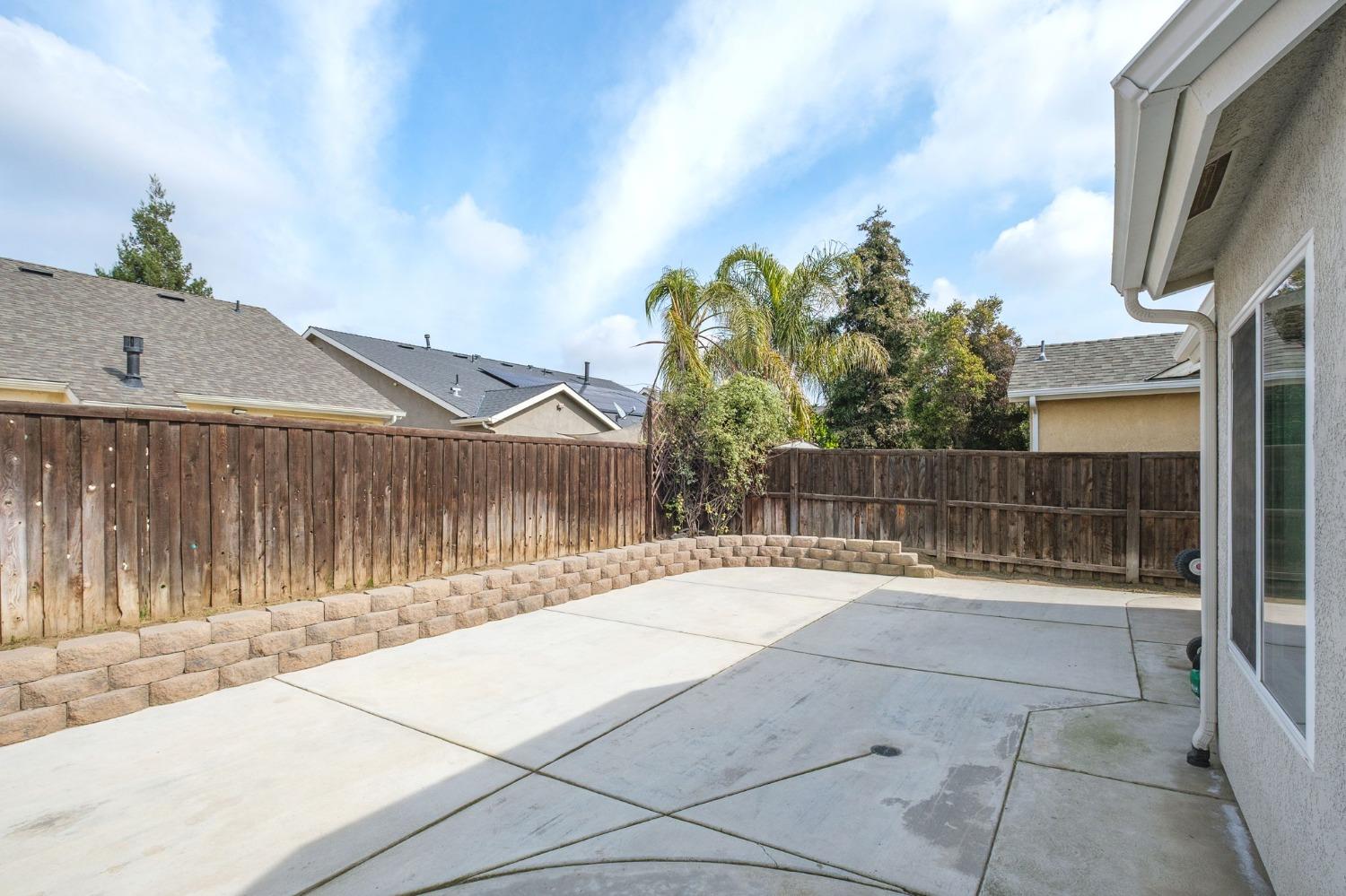 228 East Gibson Avenue Reedley, CA 93654 - Photo 28 of 29 Gallery Image 28
