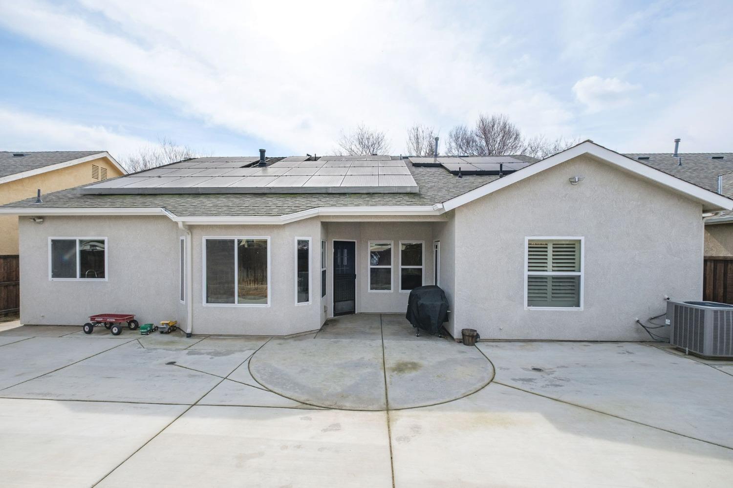 228 East Gibson Avenue Reedley, CA 93654 - Photo 29 of 29 Gallery Image 29