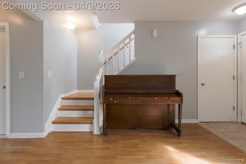 1654 River View Drive Rochester, MI 48309 - Photo 5 of 25