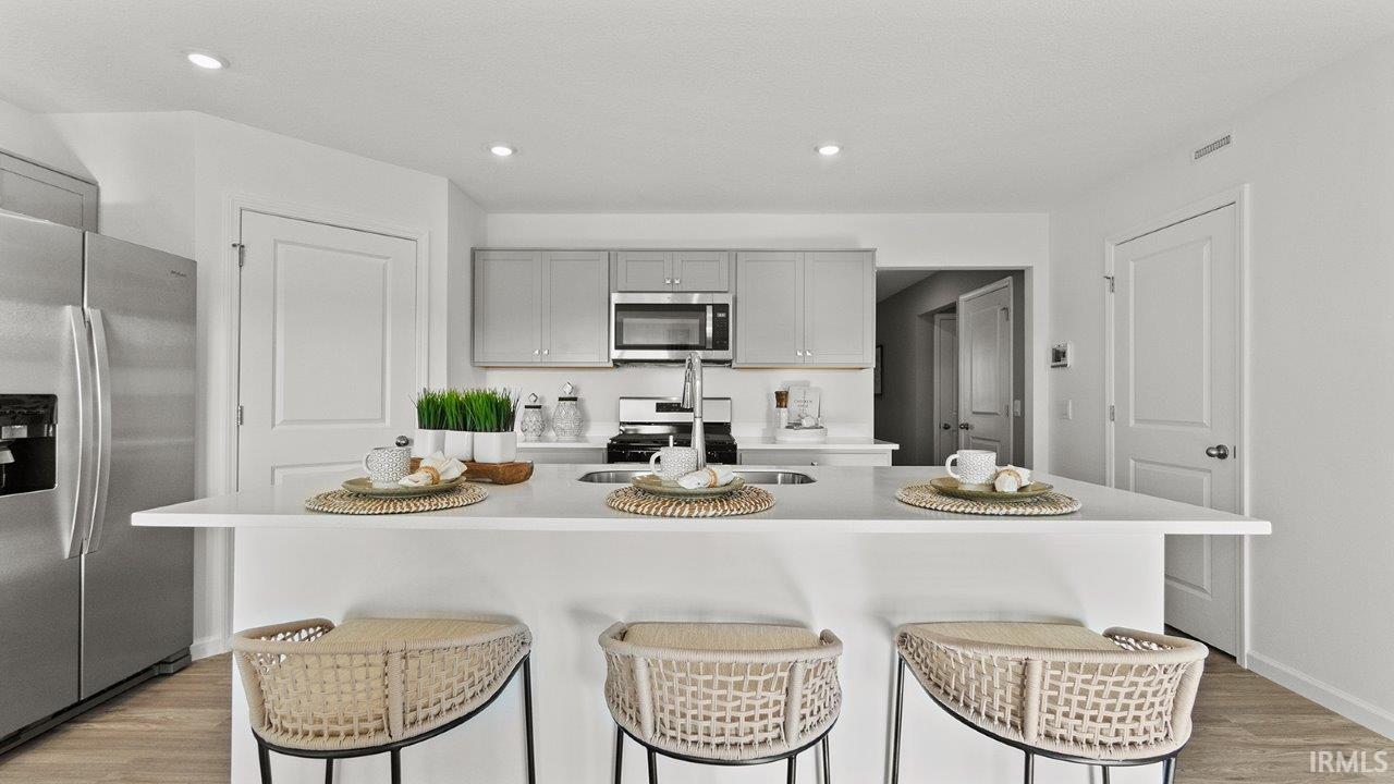 12963 Rey Cove Fort Wayne, IN 46818 - Photo 8 of 28