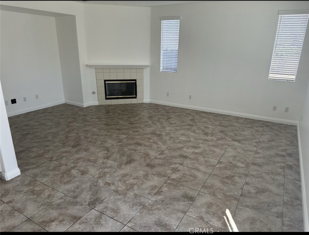 11306 Trailstone Court Riverside, CA 92505 - Photo 12 of 47 Family room