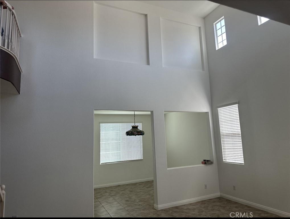 11306 Trailstone Court Riverside, CA 92505 - Photo 16 of 35