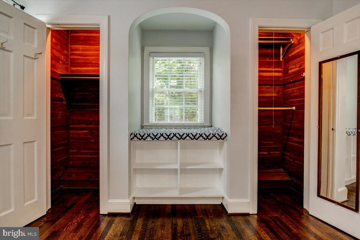 3301 Russell Road Alexandria, VA 22305 - Photo 33 of 48 Cedar closets and window seat storage