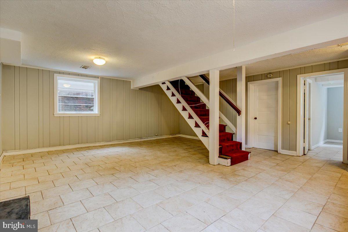 3301 Russell Road Alexandria, VA 22305 - Photo 39 of 48 Recreation Room