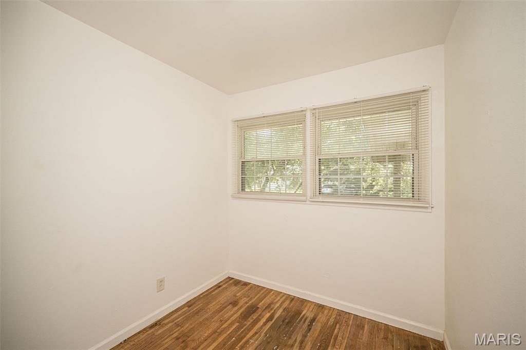 207 Midlothian Road St. Louis, MO 63137 - Photo 16 of 32