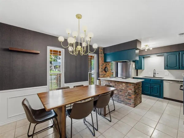 $399,000 | 2801 Meadow Creek, Bedford, TX 76021