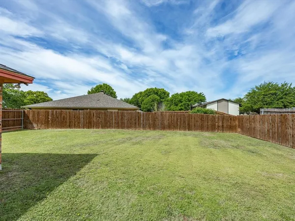 $399,000 | 2801 Meadow Creek, Bedford, TX 76021