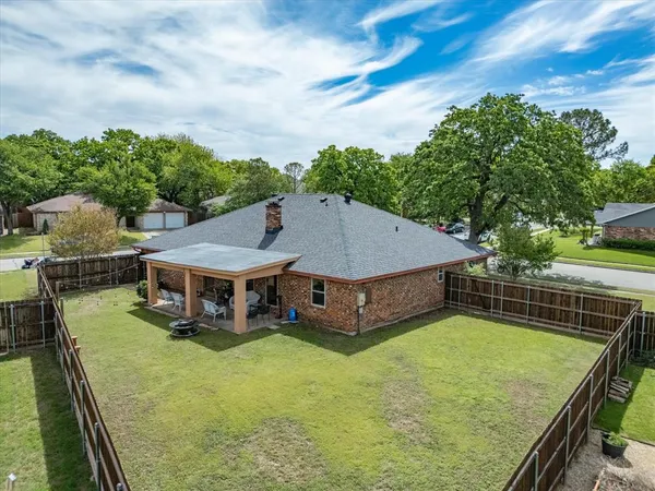 $399,000 | 2801 Meadow Creek, Bedford, TX 76021