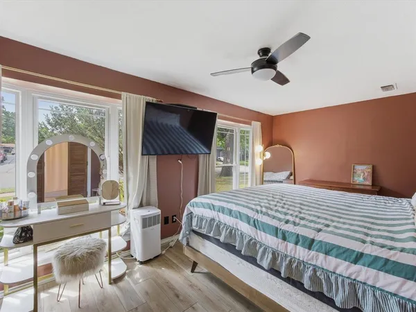 $399,000 | 2801 Meadow Creek, Bedford, TX 76021