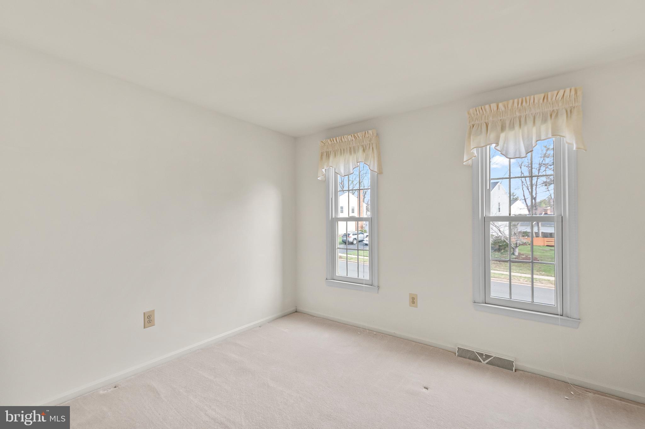 9005 Penn Manor Court Springfield, VA 22153 - Photo 14 of 38 Bedroom 2