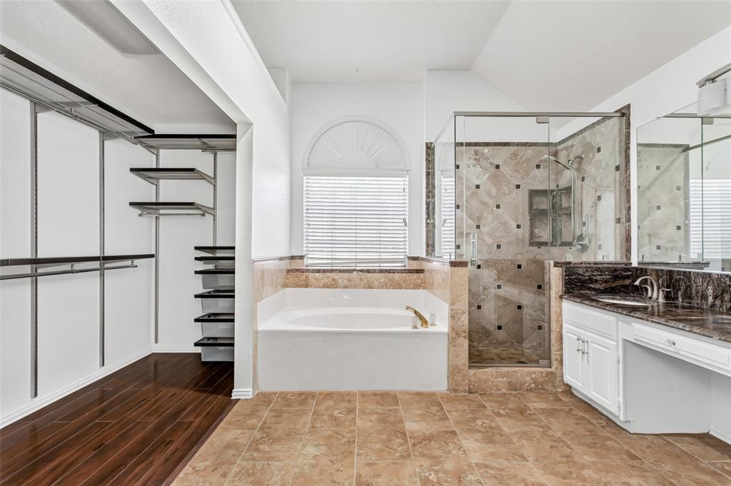 6610 Falcon Street Rowlett, TX 75089 - Photo 22 of 32 Primary Bath Unfurnished