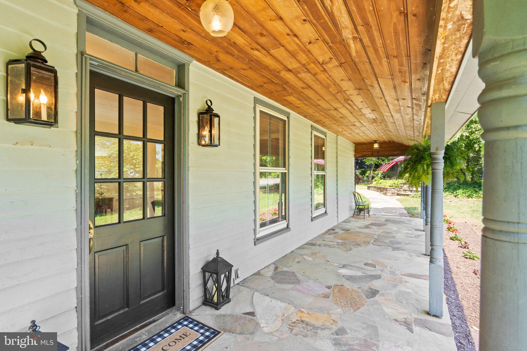5116 Weston Road Warrenton, VA 20187 - Photo 4 of 55