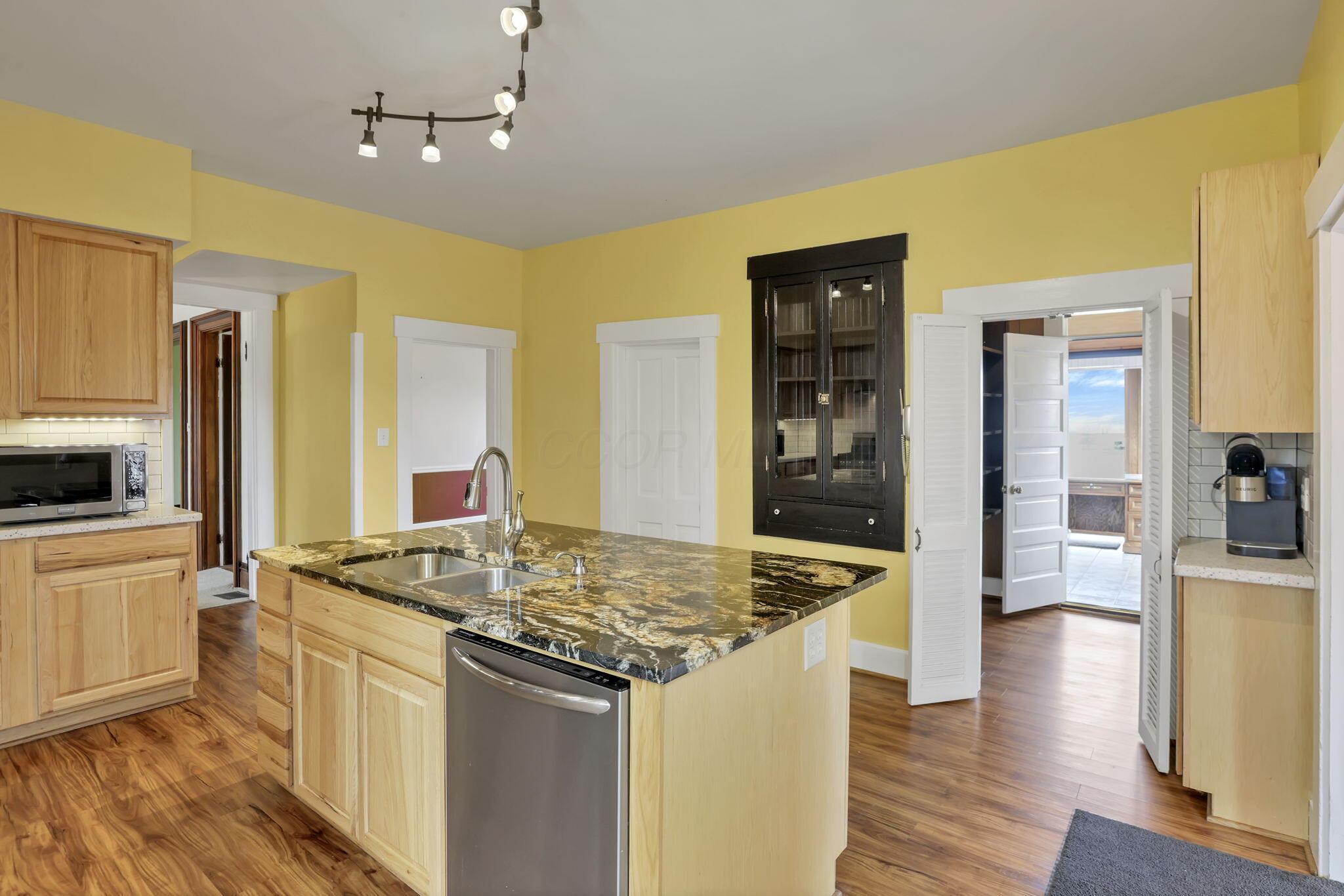 799 James Road Granville, OH 43023 - Photo 25 of 106