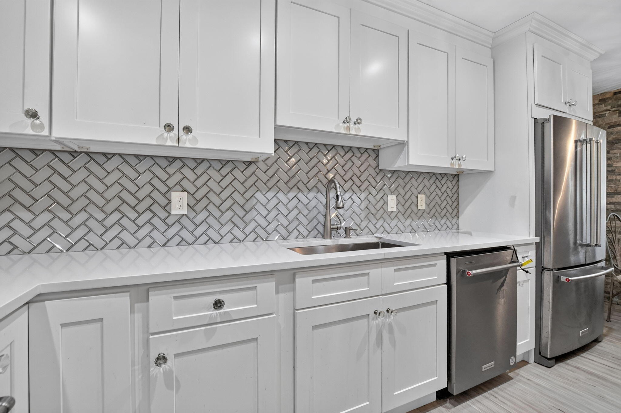 8681 Boca Drive, Unit 20 Boca Raton, FL 33433 - Photo 6 of 54 Kitchen
