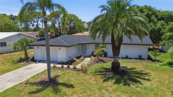 $364,900 | 386 Cabana Road, Venice, FL 34293
