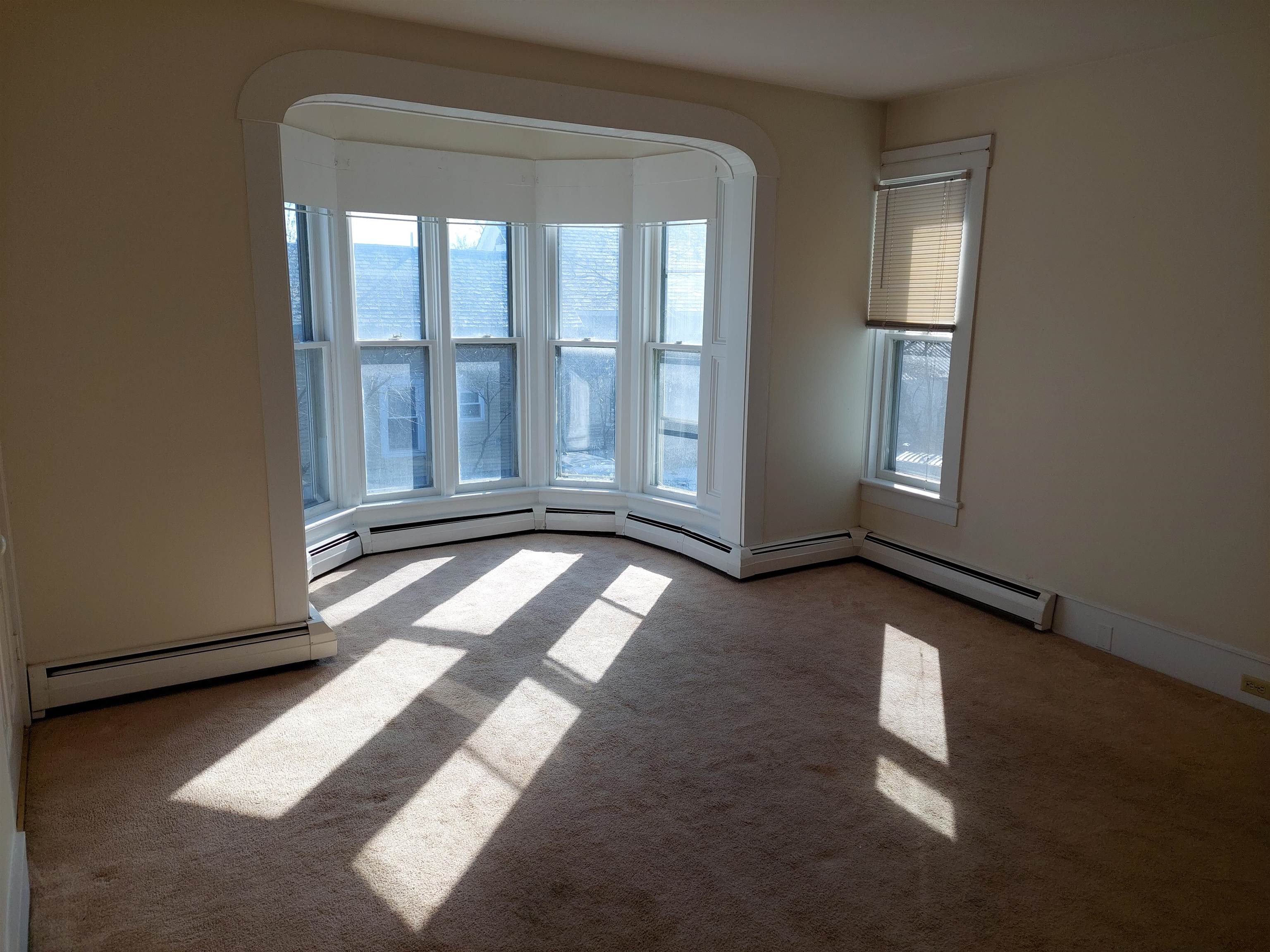 32 South Main Street, Unit 4 Chester, VT 05143 - Photo 3 of 6