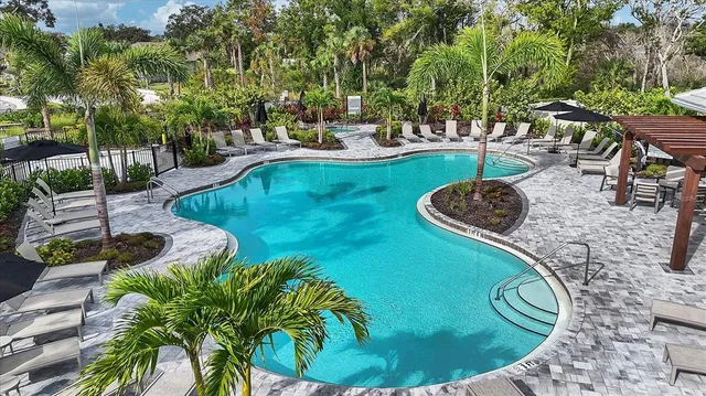 $330,000 | 5737 Haven Terrace, Nokomis, FL 34275