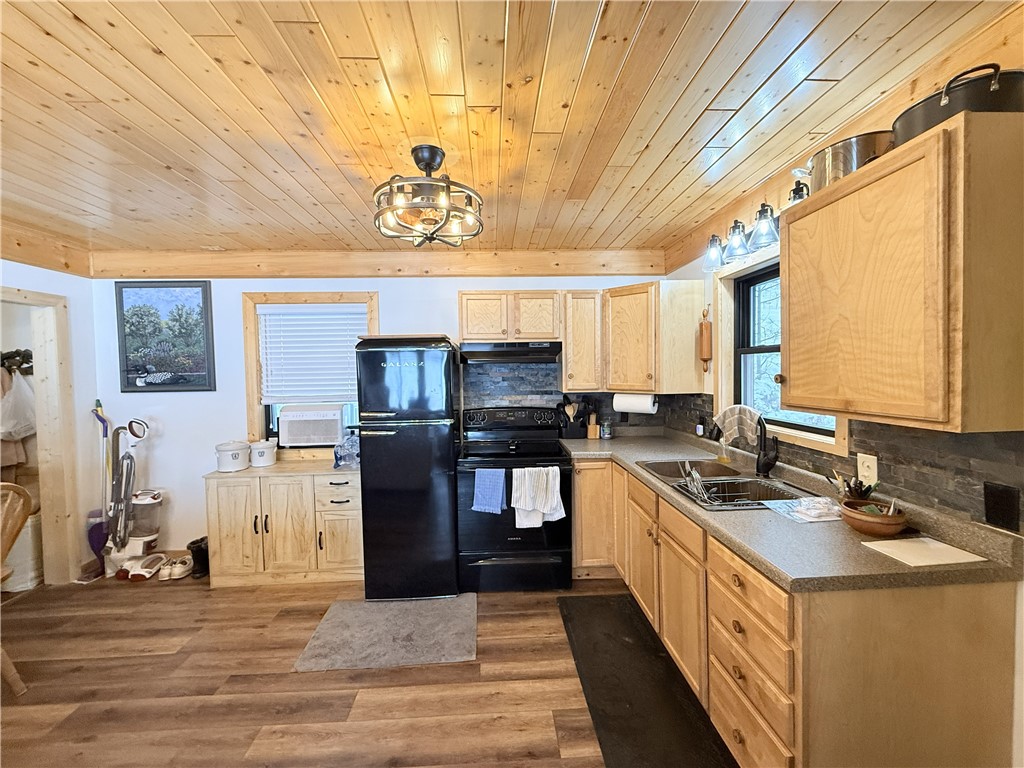 11495 North Tiger Cat Road Hayward, WI 54843 - Photo 3 of 22