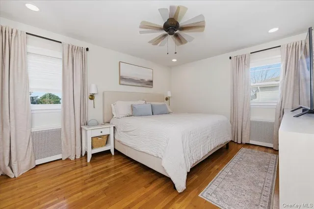 $999,990 | 285 East Shore Drive, Massapequa, NY 11758