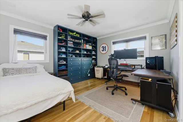 $999,990 | 285 East Shore Drive, Massapequa, NY 11758