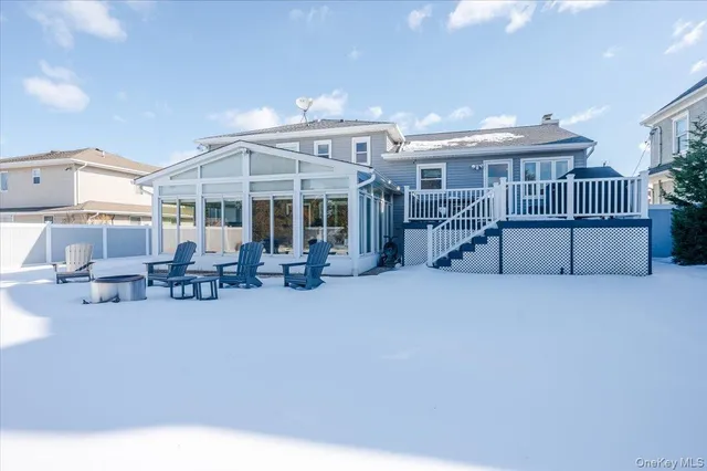 $999,990 | 285 East Shore Drive, Massapequa, NY 11758