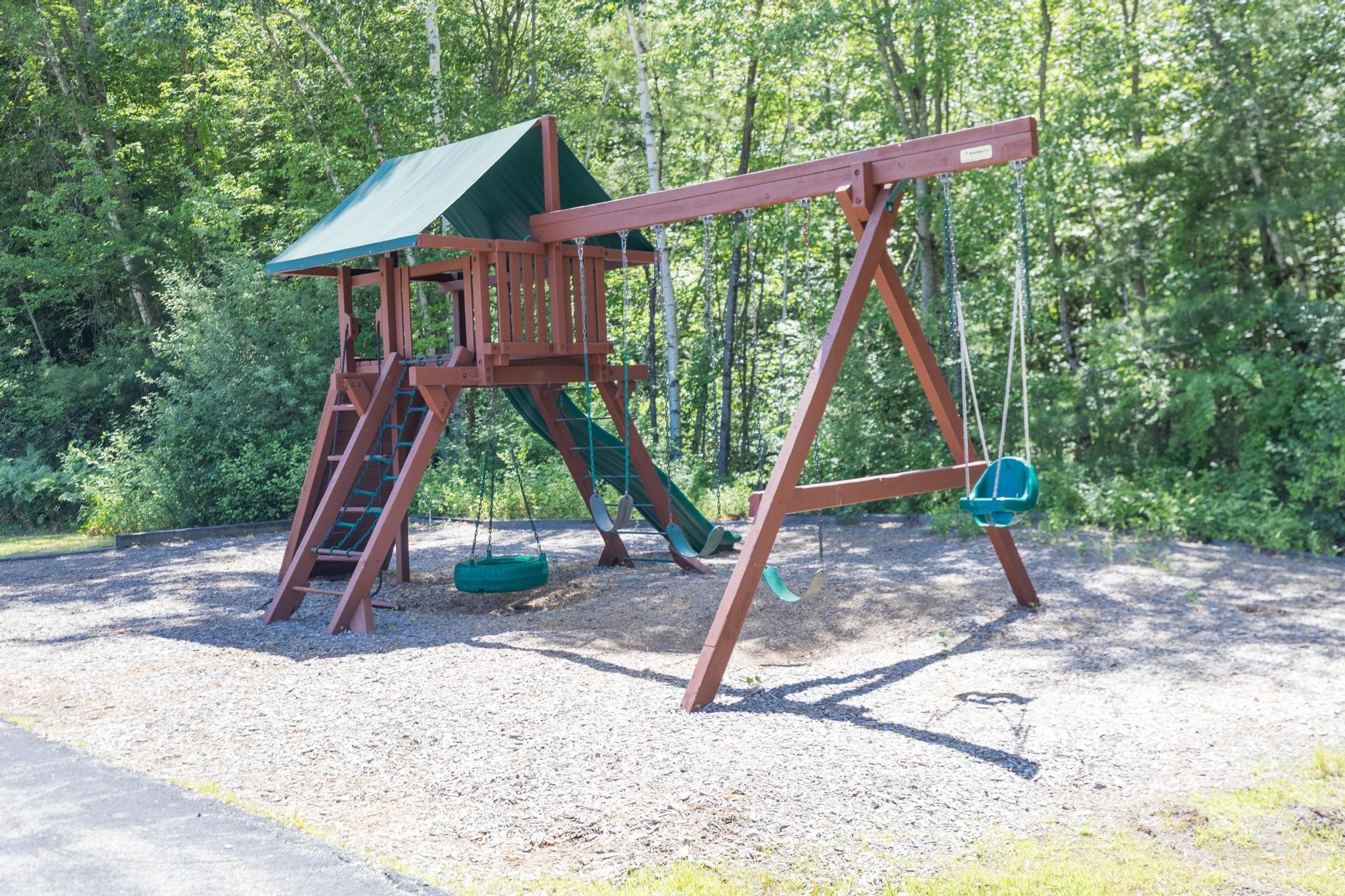 4 Woodland Green Rochester, NH 03868 - Photo 25 of 27