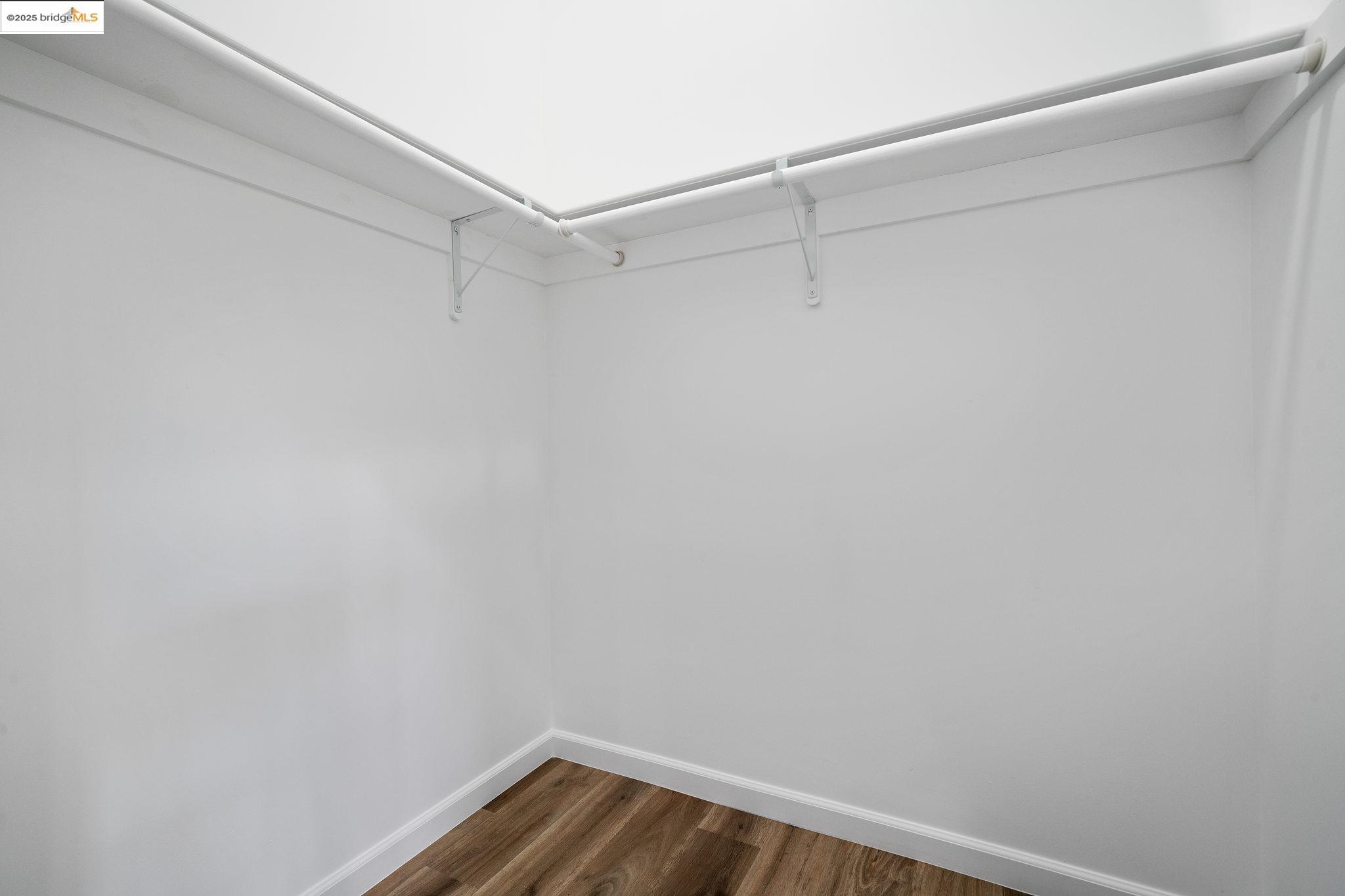 4511 Elmwood Road El Sobrante, CA 94803 - Photo 32 of 42 a view of a small space