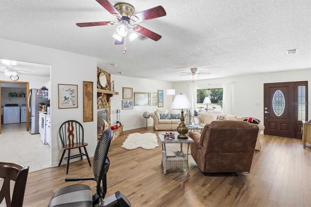 8049 Southwest 100th Street Road Ocala, FL 34481 - Photo 11 of 45