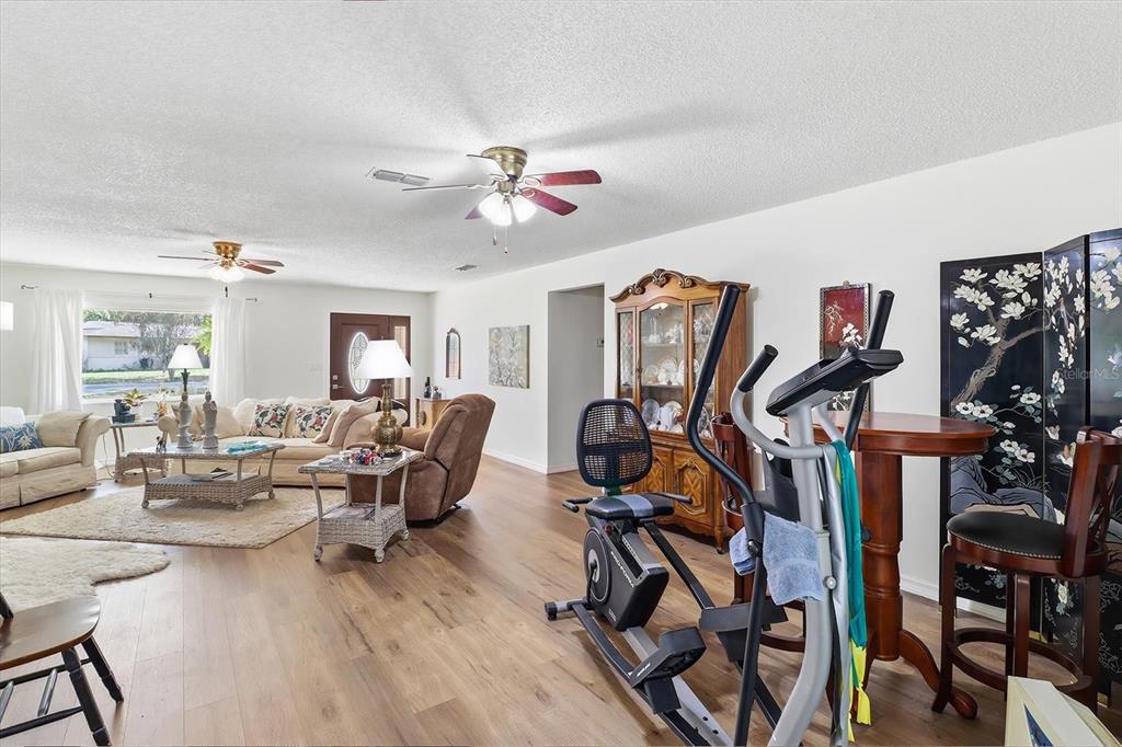8049 Southwest 100th Street Road Ocala, FL 34481 - Photo 12 of 45