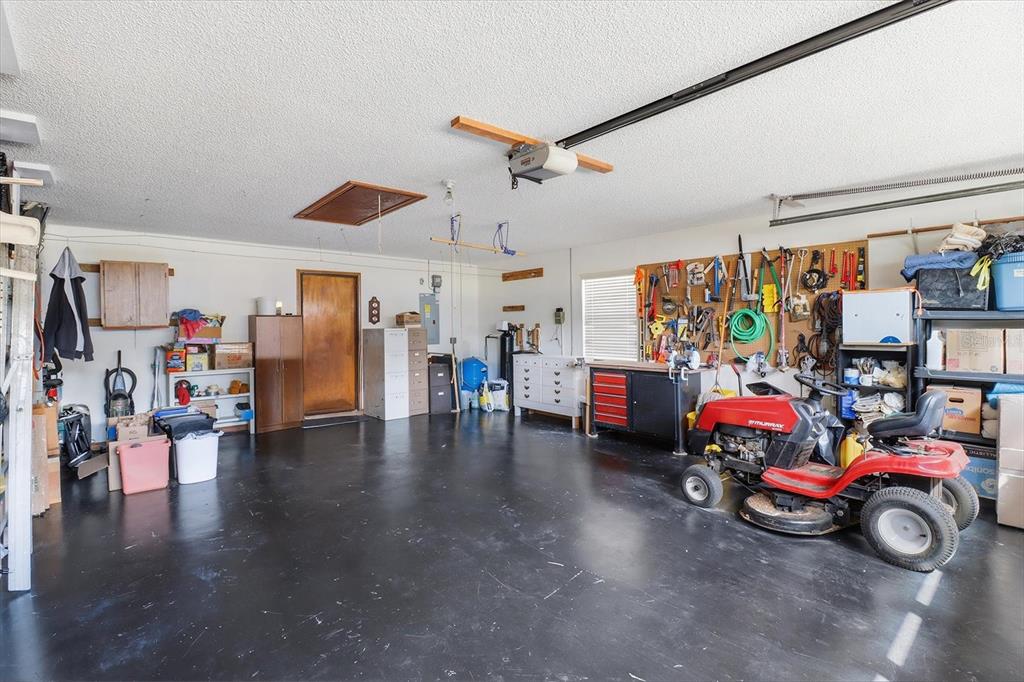 8049 Southwest 100th Street Road Ocala, FL 34481 - Photo 33 of 45