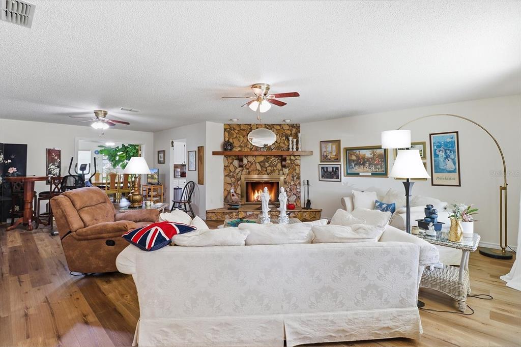 8049 Southwest 100th Street Road Ocala, FL 34481 - Photo 5 of 45