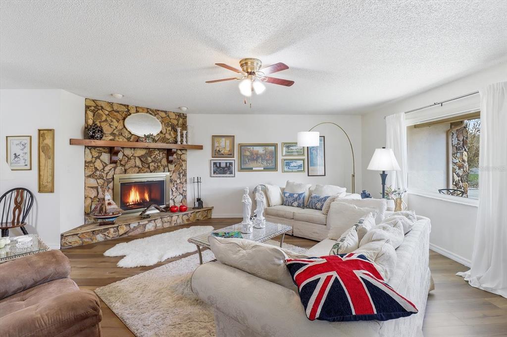 8049 Southwest 100th Street Road Ocala, FL 34481 - Photo 6 of 45