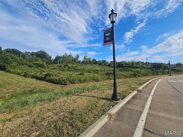 $1,500,000 | 0 Herculaneum Crossing, Herculaneum, MO 63048