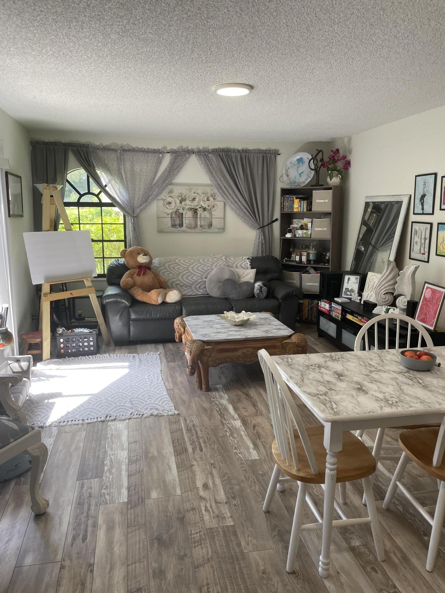 8224 Severn Drive, Unit D Boca Raton, FL 33433 - Photo 3 of 15 IMG_7746