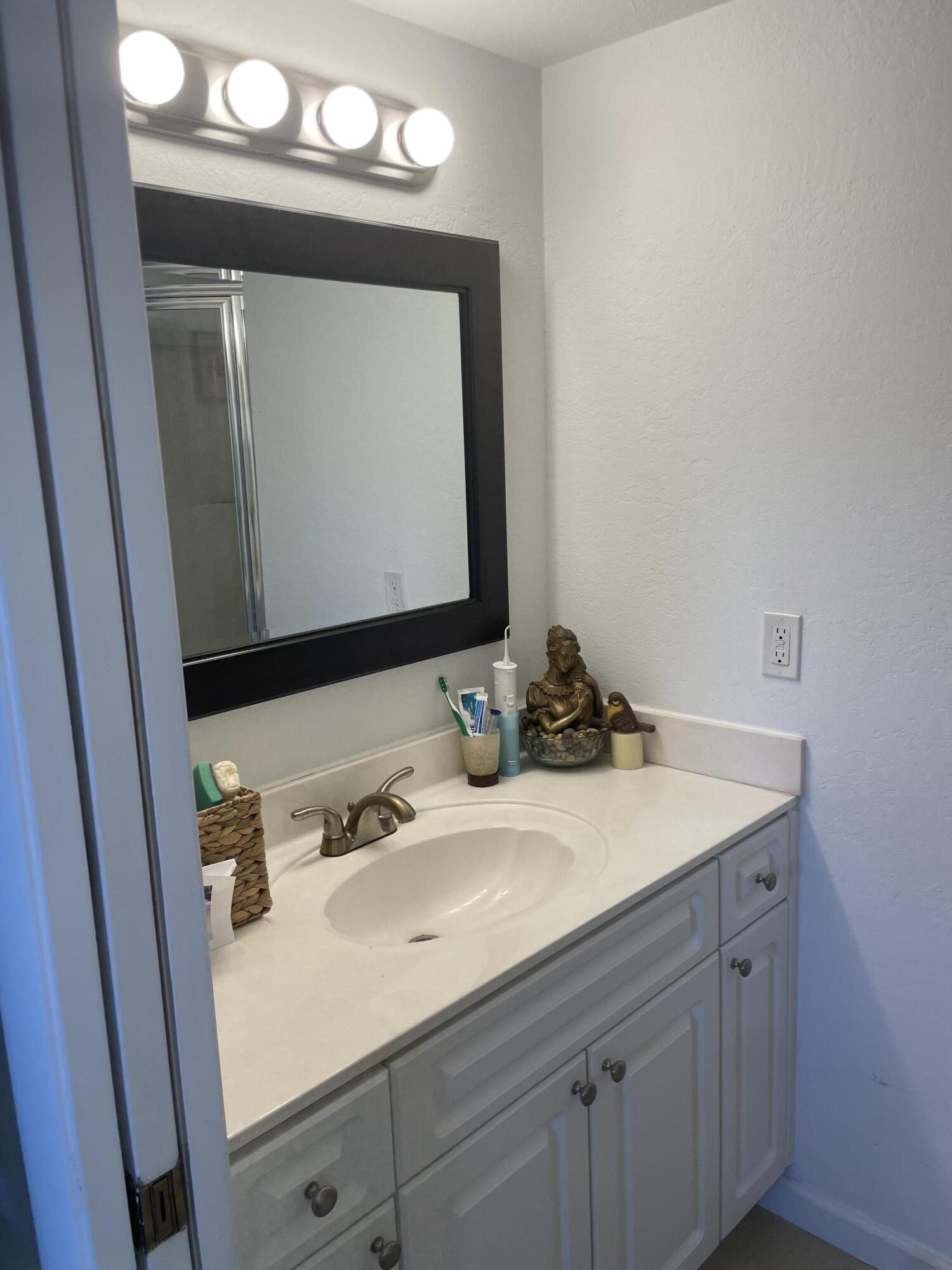 8224 Severn Drive, Unit D Boca Raton, FL 33433 - Photo 6 of 15 IMG_7752 2