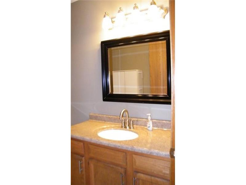 1061 Ina Circle Franklin, IN 46131 - Photo 11 of 18 Gallery Image 11