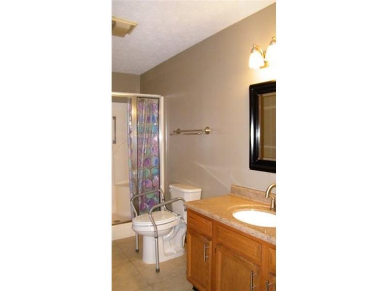 1061 Ina Circle Franklin, IN 46131 - Photo 12 of 18 Gallery Image 12