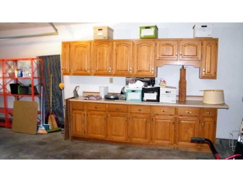 1061 Ina Circle Franklin, IN 46131 - Photo 15 of 18 Gallery Image 15