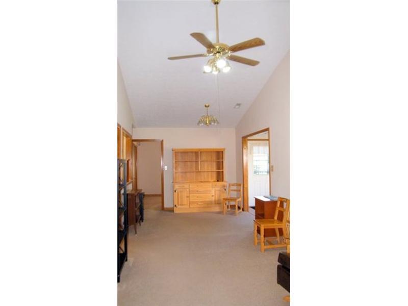 1061 Ina Circle Franklin, IN 46131 - Photo 7 of 18 Gallery Image 7
