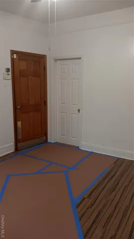 $2,000 | 1811 Wallace Avenue | Van Nest