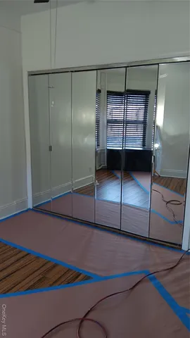 $2,000 | 1811 Wallace Avenue | Van Nest