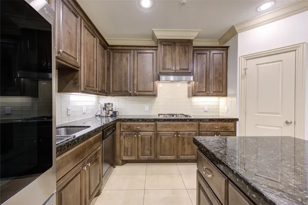 $510,000 | 13606 Teal Bluff Lane, Houston, TX 77077