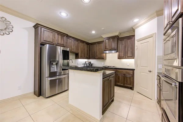 $510,000 | 13606 Teal Bluff Lane, Houston, TX 77077