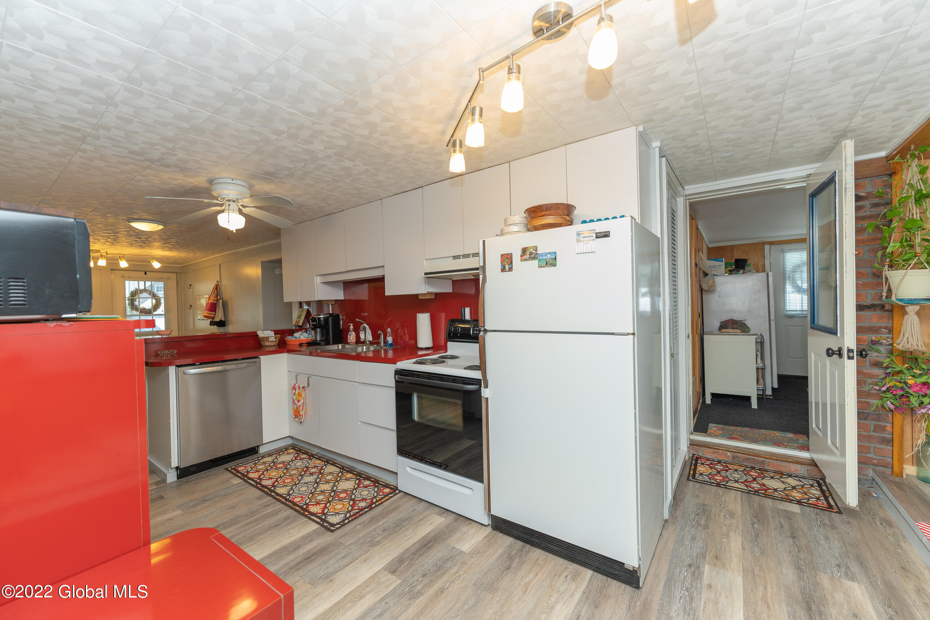 521 Reed Street Northville, NY 12134 - Photo 45 of 109 2 Unit Left 13