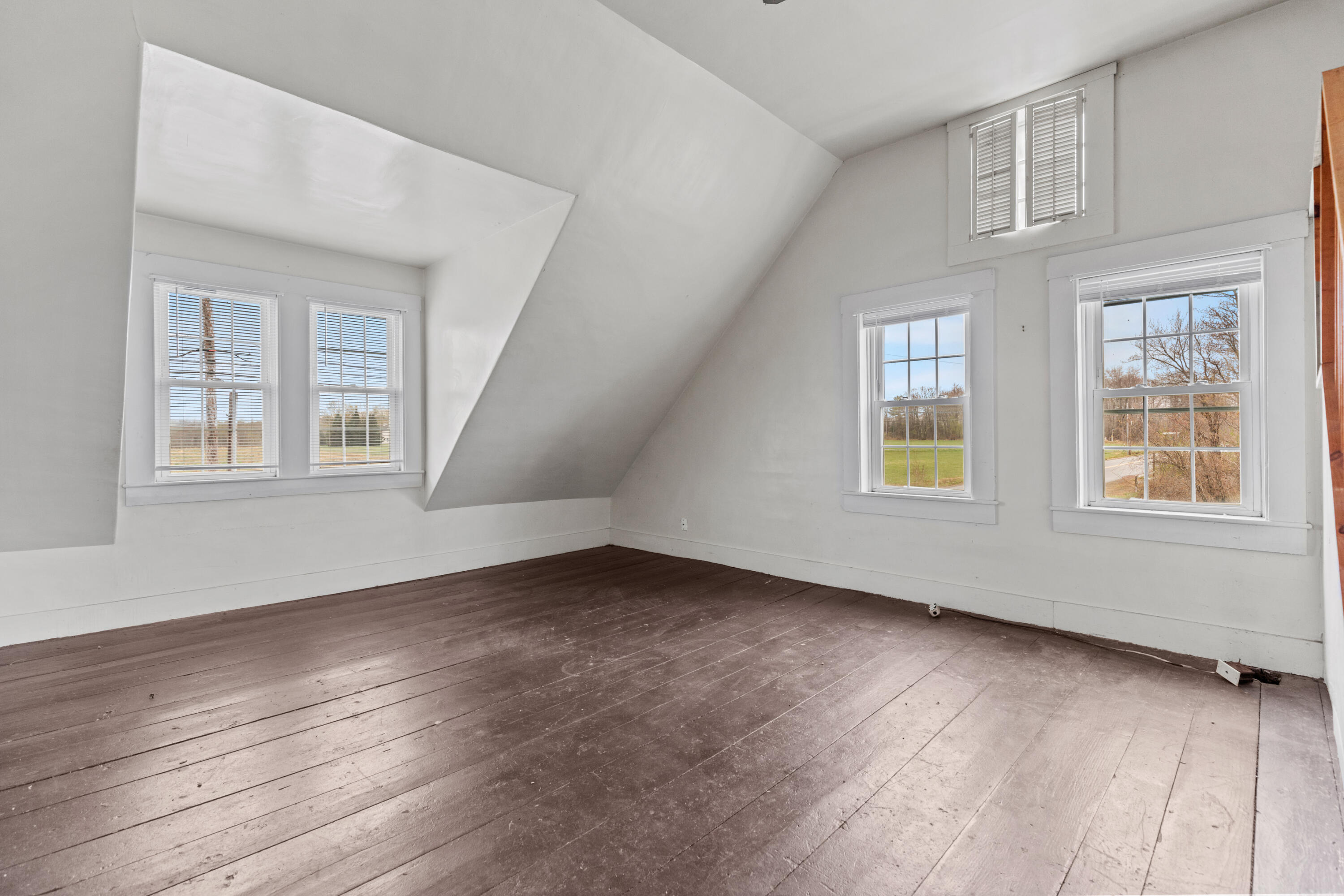 377 Hanson Ridge Road Sanford, ME 04083 - Photo 26 of 54 337 Hanson Ridge Springvale_024
