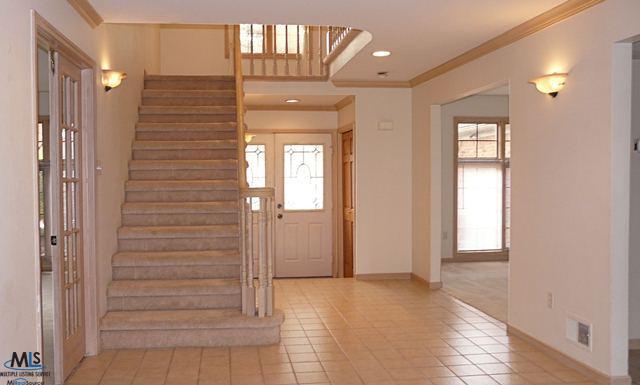 54592 Ridgeview Drive Utica, MI 48316 - Photo 2 of 21 Open and beautiful!
