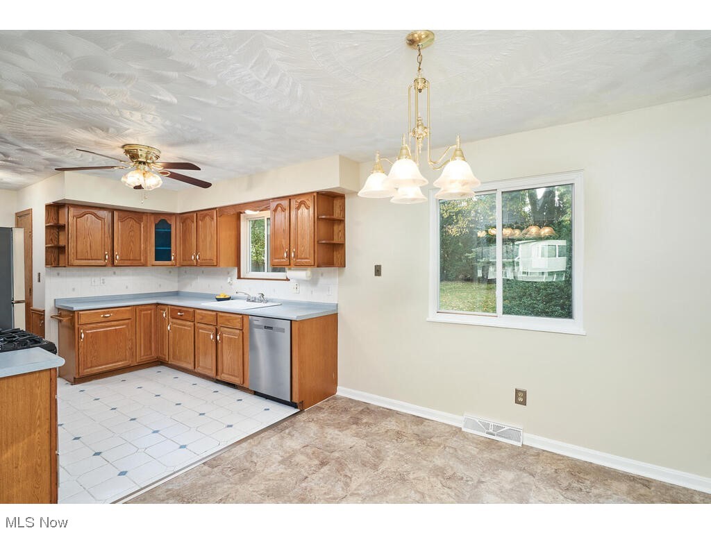 1681 Alice Avenue Akron, OH 44310 - Photo 5 of 15 Gallery Image 5
