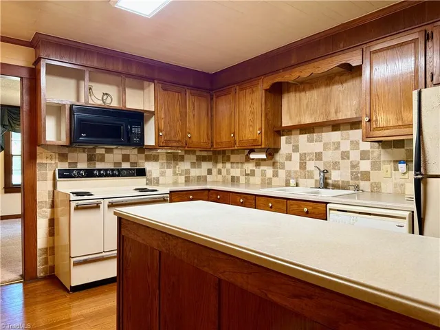 $440,000 | 1103 Rhodes Road, Lexington, NC 27292